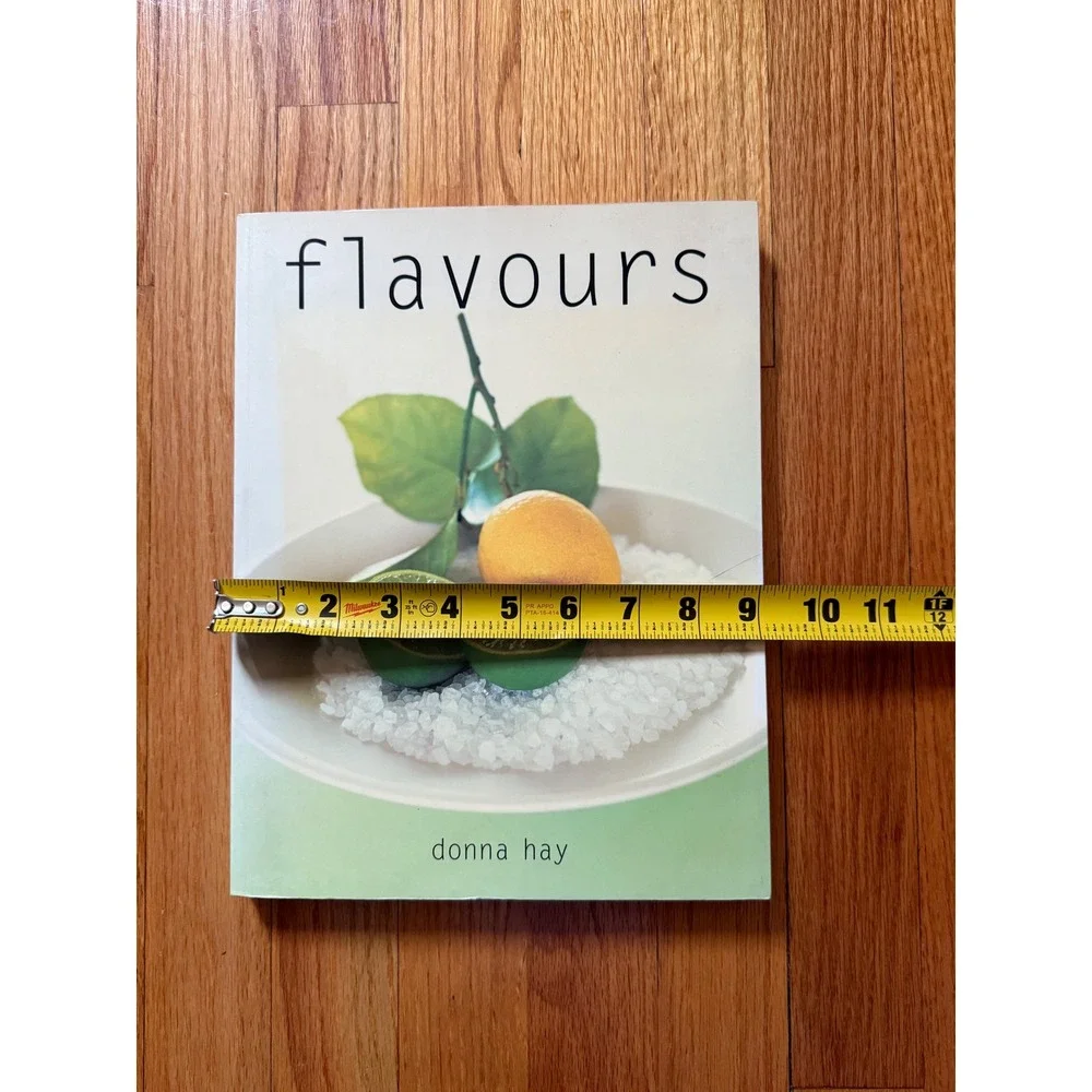 Flavours by Donna Hay Softcover Cookbook Whitecap Books 1552851478